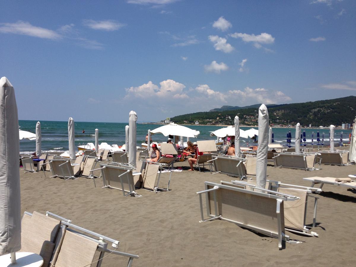 Hotel Alba Shëngjin 외부 사진