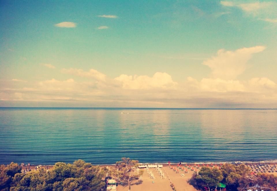 Hotel Alba Shëngjin 외부 사진